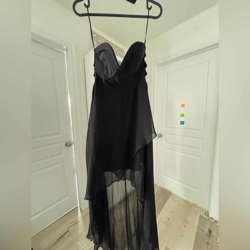Elegant Black Strapless Dress long